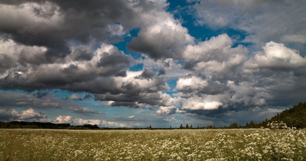 Лето облачно