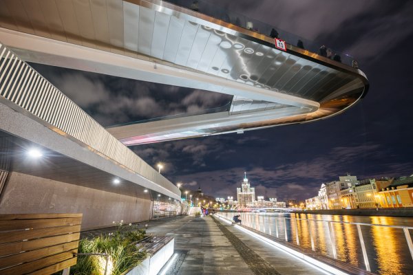 Ночная Москва Зарядье парк