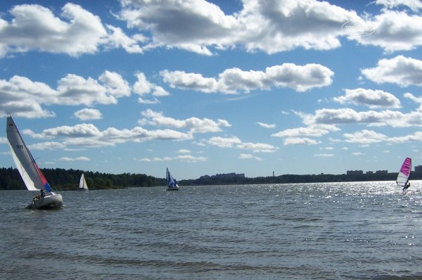 Озеро Сенеж малиновые острова