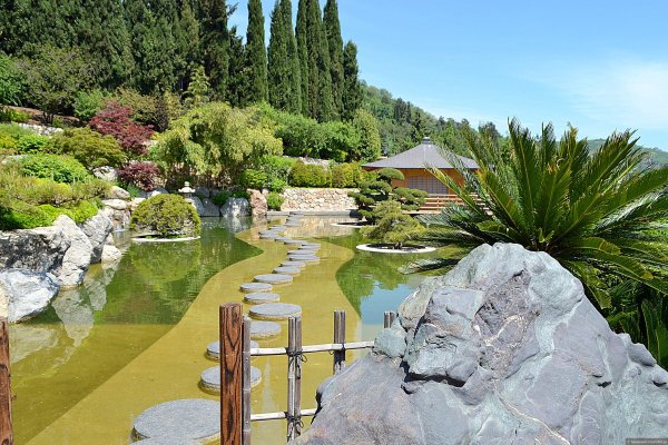 Парк Айвазовского в Партените