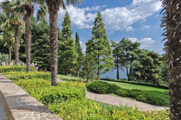 Парк Айвазовского в Партените