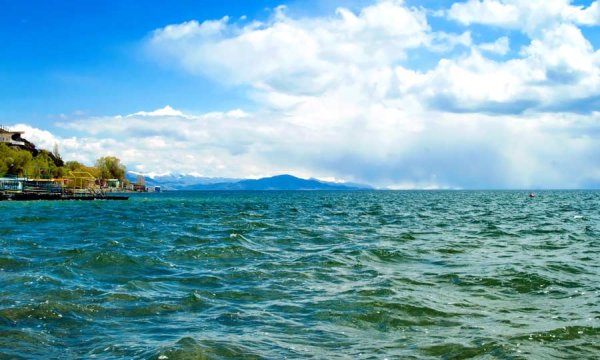 Озеро Севан вода