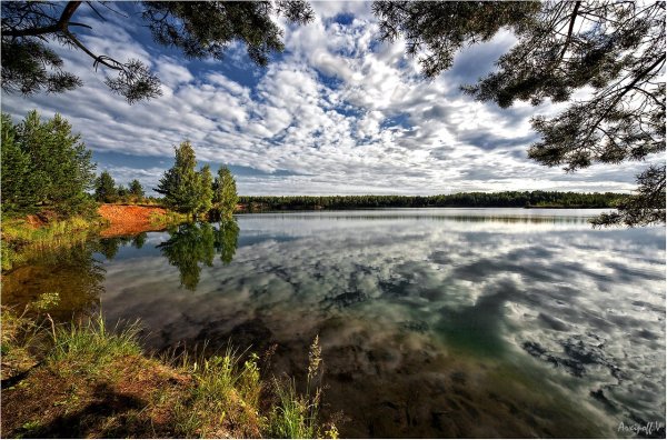 Озеро зеркальное Ленинградская