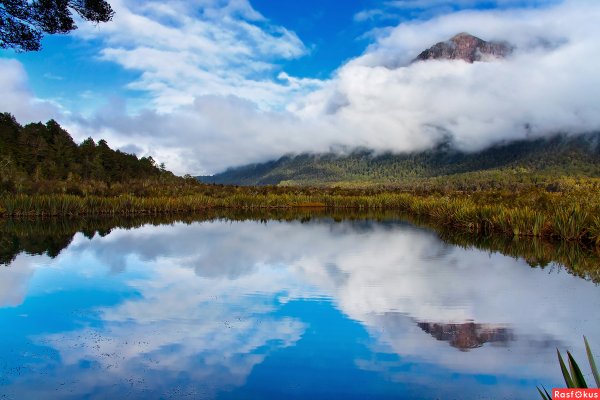Зеркальное озеро Алтай