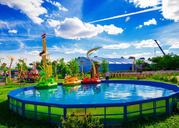 Парк аттракционов в Москве сказка Крылатское