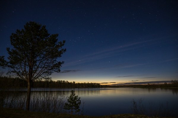 Ночное озеро