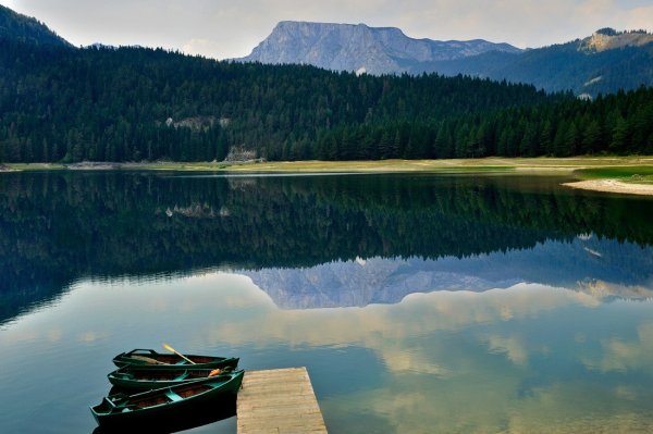 Черное озеро Montenegro