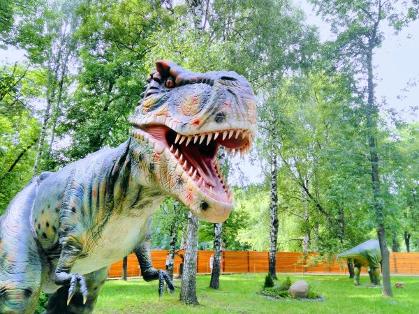Парк динозавров в Ярославле