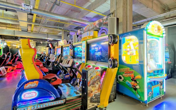 Парк игровых автоматов в Санкт-Петербурге