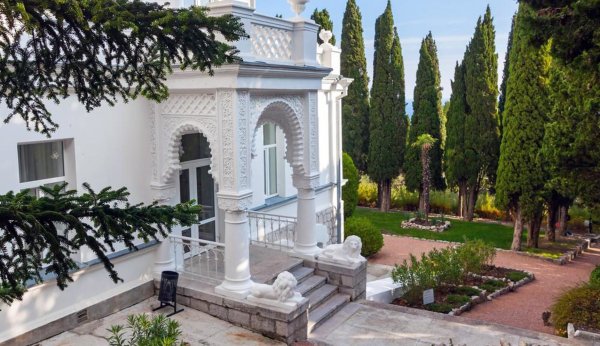 Санаторий Меллас Ялта