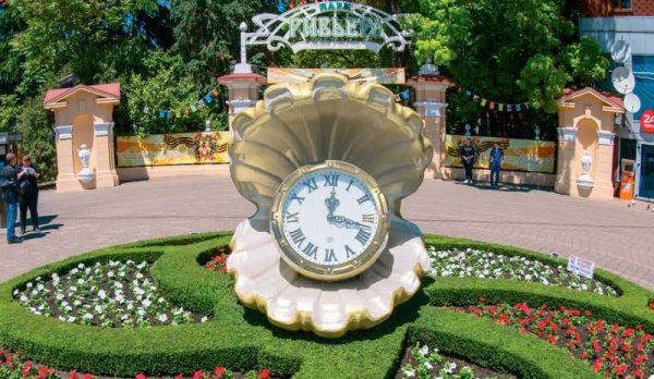 Курортный парк Ривьера Сочи