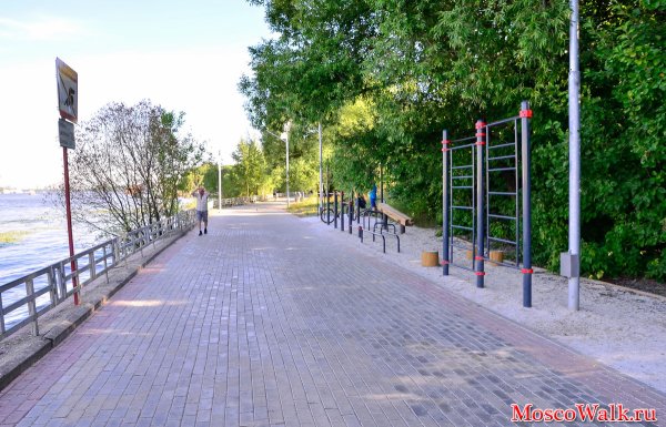Набережная парка Северное Тушино