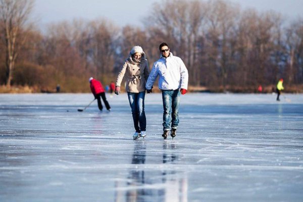 Каток на Елагином острове 2022