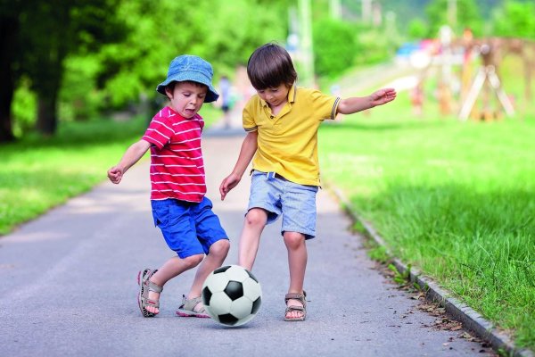 Дети лето спорт