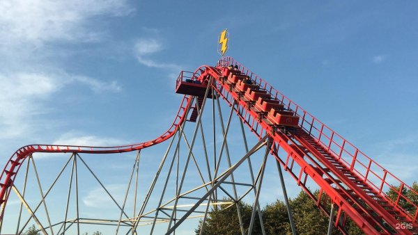 Парк аттракционов в Москве Крылатское