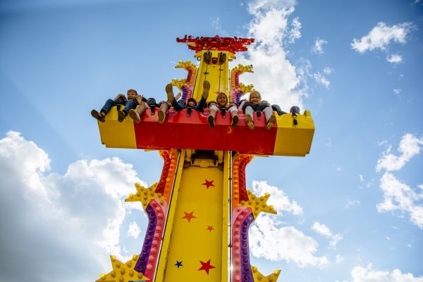 Сказка парк аттракционов в Москве