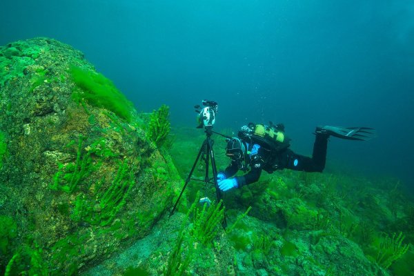 Глубина Байкала 1620 метров