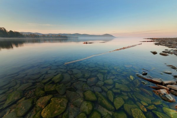 Прозрачное озеро Байкал