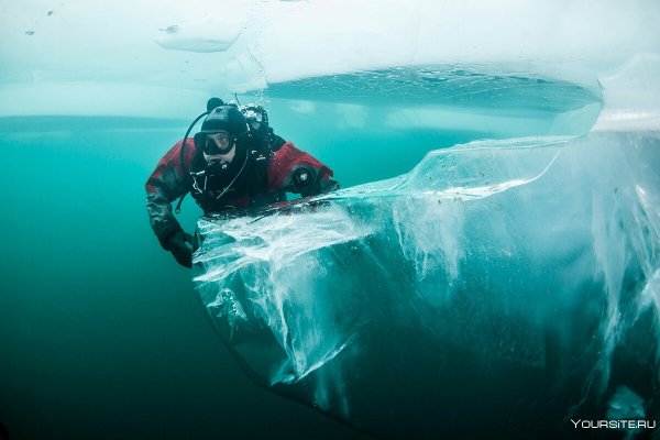 Подледный дайвинг на Байкале