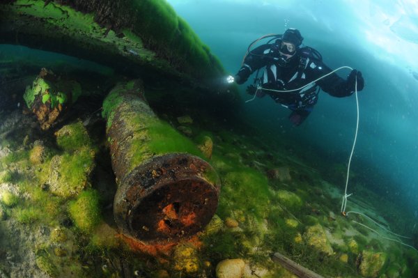 Байкал под водой