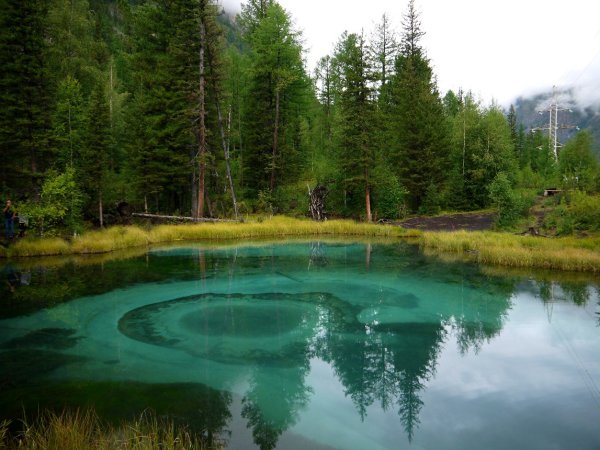 Гейзеровое озеро горный