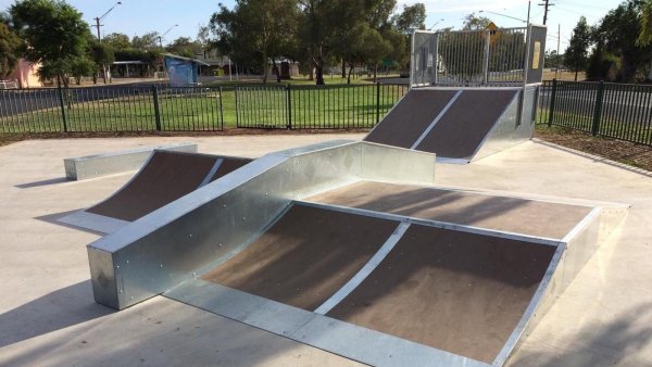 Флэт зона скейт парк