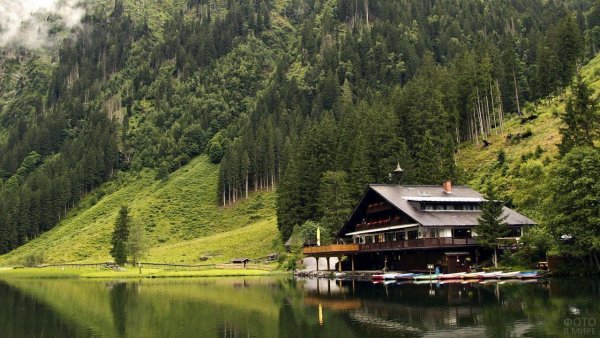 Фахверк Швейцария горы озеро лес