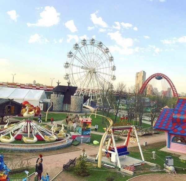 Парк каруселей в Москве