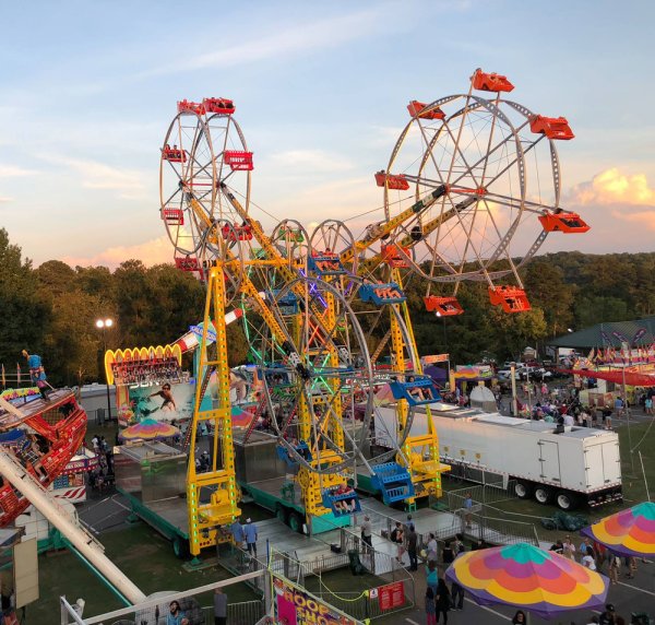 Парк Горького Москва Лунапарк