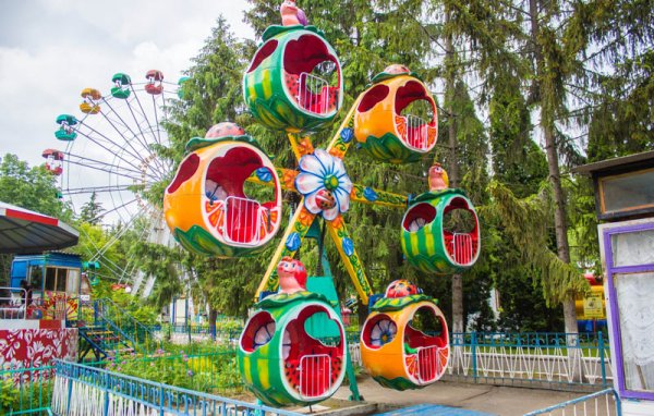 Парк аттракционов в Мегионе аттракционы