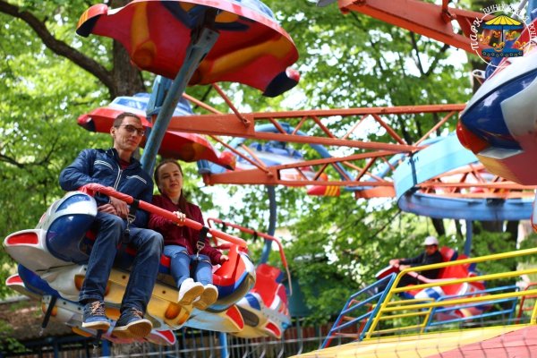 Аттракцион Орбита парк Горького