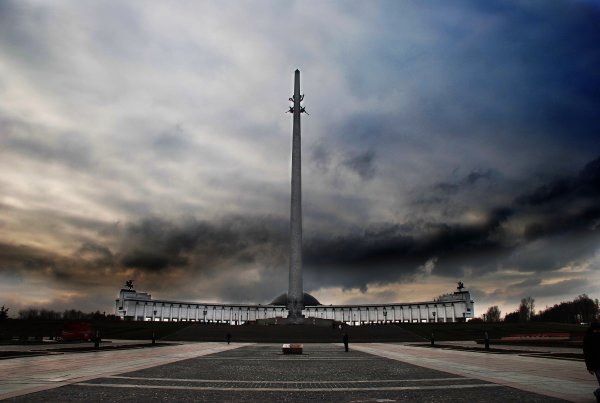 Монумент Победы Москва Поклонная гора
