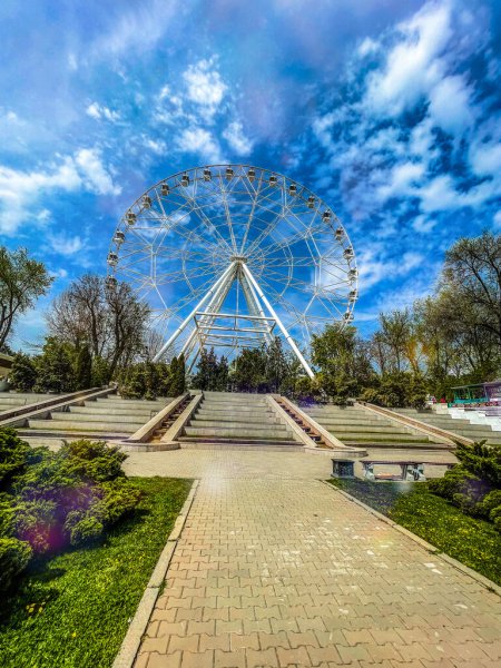 Парк имени Октябрьской революции Ростов-на-Дону