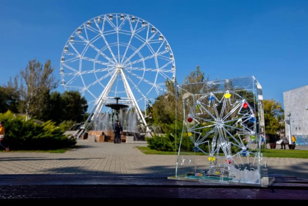 Колесо обозрения Ростов на Дону