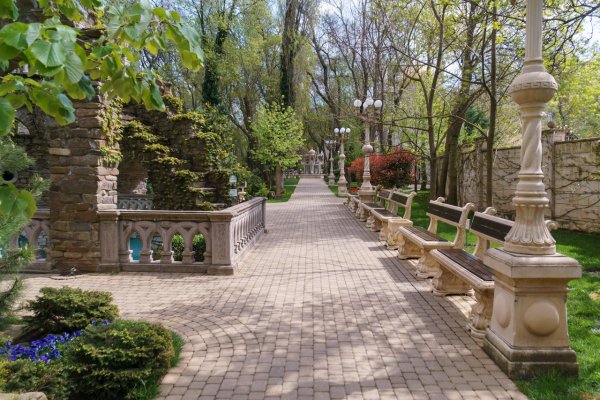 В Кабардинке Александровский парк