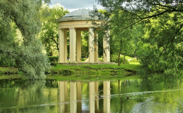 Сад Аксакова беседка