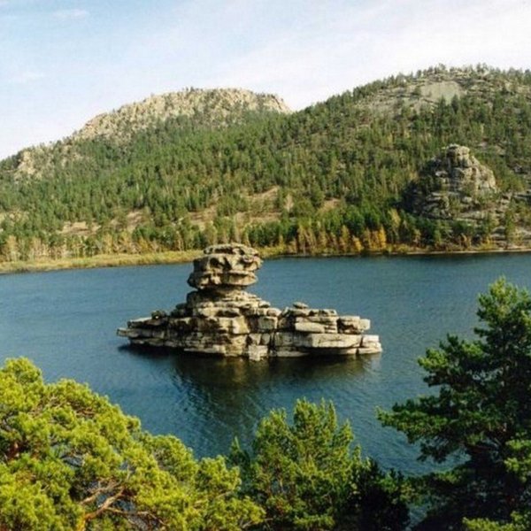 Жумбактас скала