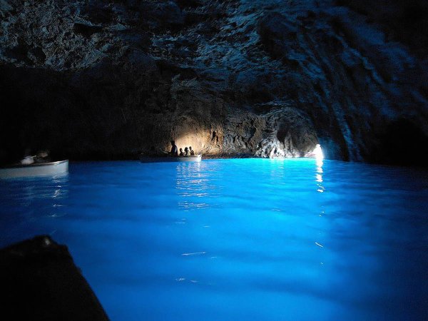 Голубой грот (Grotto Azzurra), Италия: