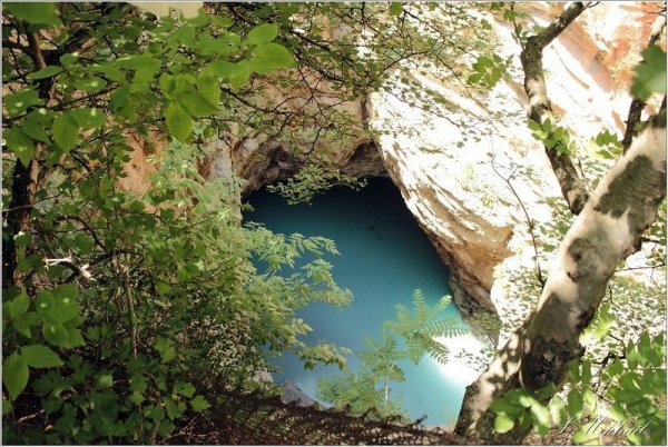 Пятигорск провальное озеро