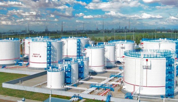 Склад нефти нефтепродуктов резервуарный парк
