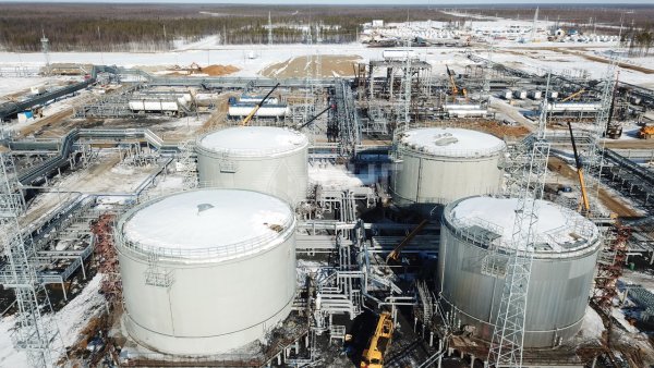 Резервуарный парк нефти