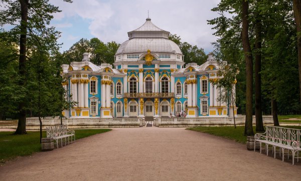 Екатерининский дворец в Царском селе сад