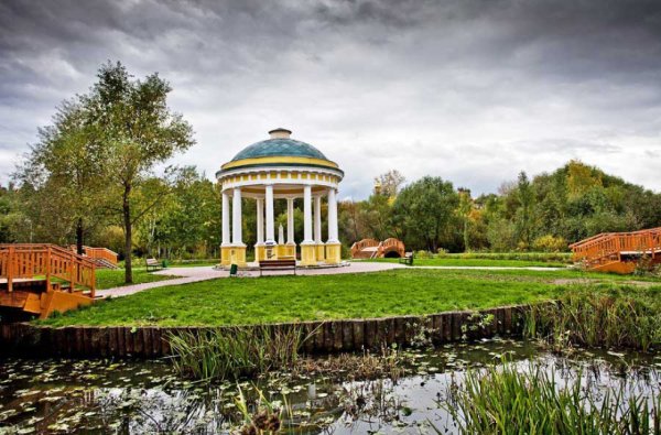 Ботанический сад усадьба Свиблово