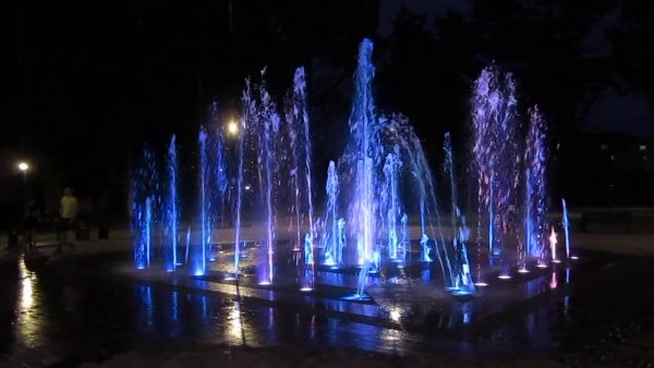 Фонтан в Майском парке Брянск