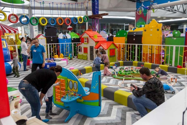 Ритейл парк Пенза детский парк