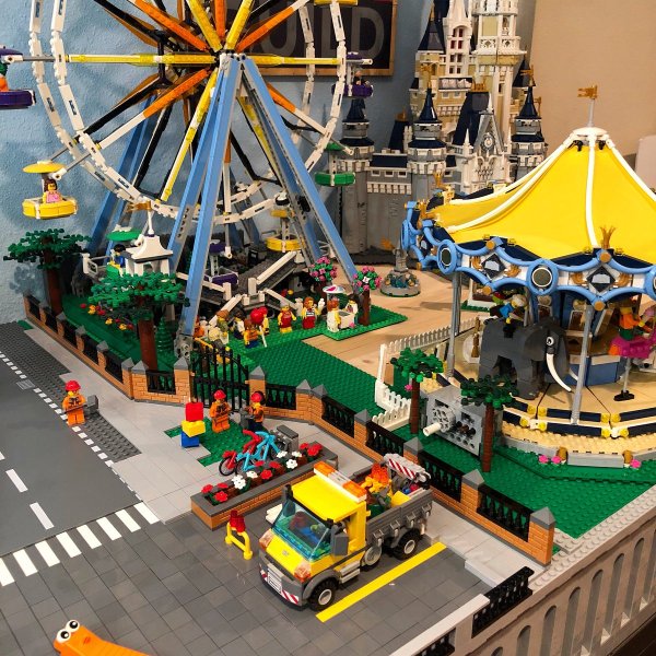 Лего Сити парк аттракционов Леголенд