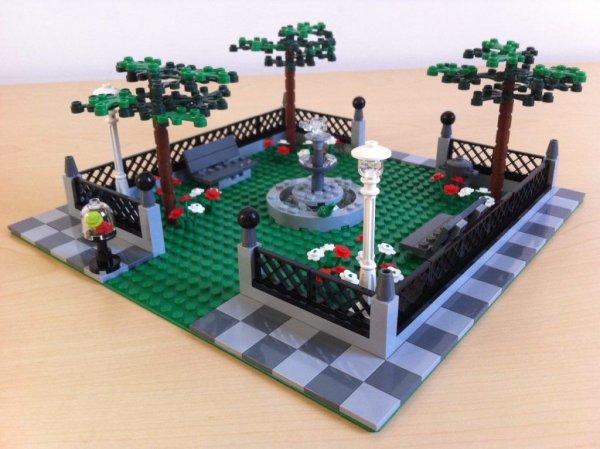 Лего дворик