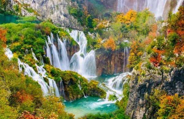 Хорватия парк Плитвицкие озёра