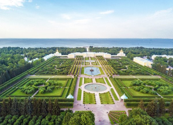 Константиновский парк Петергоф