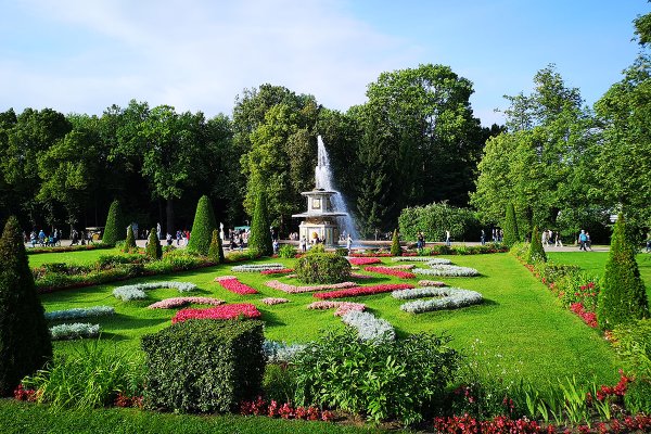 Петергоф Нижний парк фото